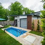 Bed and Breakfast Vital Isitmali Havuzlu Villa&bungalov *