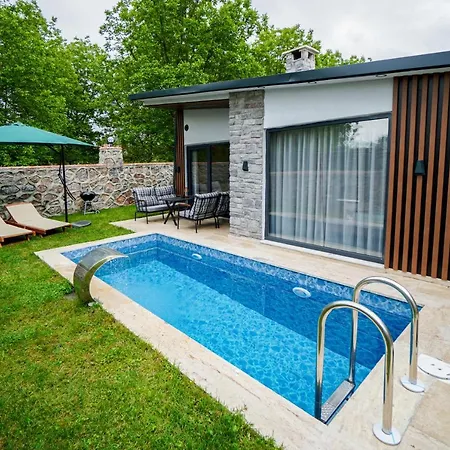 Vital Isitmali Havuzlu Villa&bungalov Bed and Breakfast Sapanca