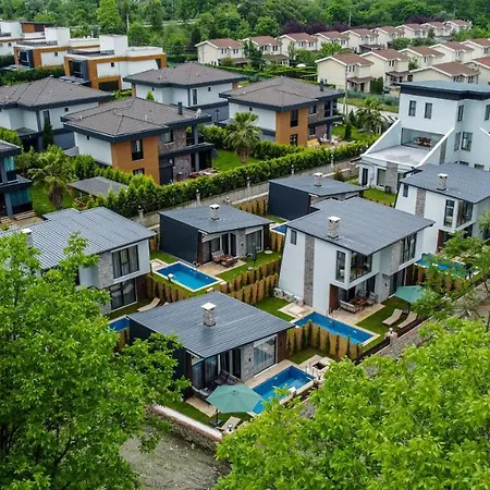 Vital Isitmali Havuzlu Villa&bungalov