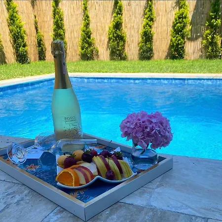 Vital Isitmali Havuzlu Villa&bungalov Bed & Breakfast