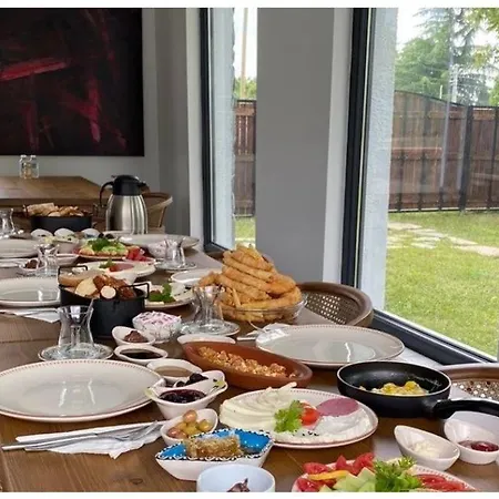Vital Isitmali Havuzlu Villa&bungalov